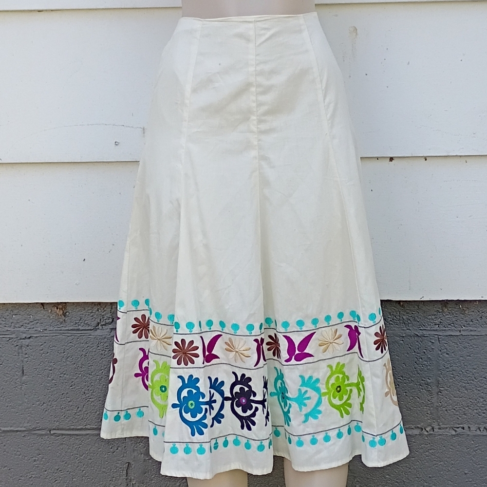 Vintage White Embroidered Skirt